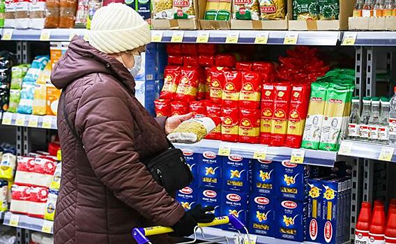 Путину стыдно продуктовые талоны вводить в массовом порядке?