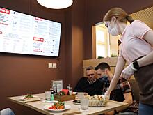 Полицейские проверили бары и рестораны на соблюдение эпидемиологических норм в Нижнем Новгороде