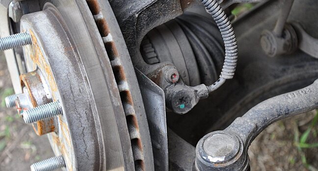 Можно ли заменить самостоятельно датчик ABS