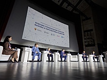 Ректор ННГАСУ посетил строительный симпозиум в Москве