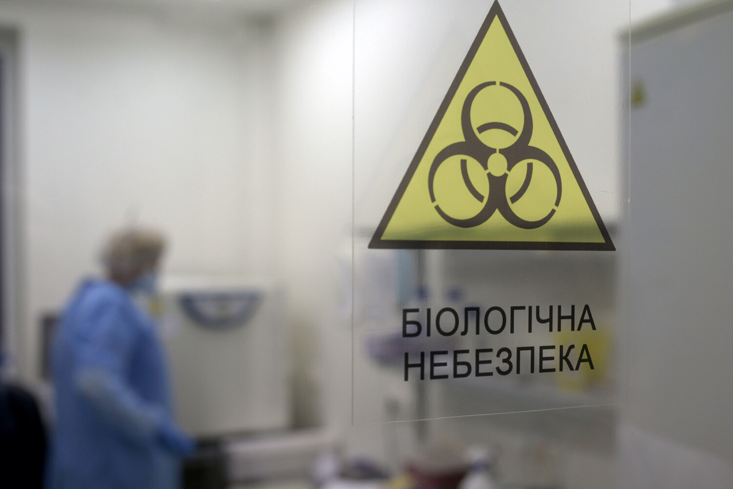 Мирошник: Украина была полигоном для различных исследований США при Байдене