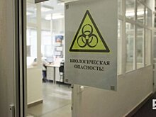 Бывший работник лаборатории Уханя рассказал об утечке возбудителя COVID-19