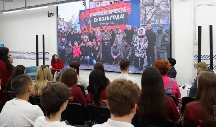 В Волгограде прошел круглый стол для студентов «Моя нация — человек!»