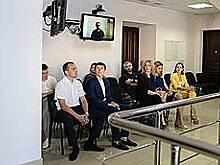 «Мы все взрослые люди»