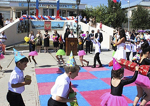 В Армении в День знаний в школах Минобороны России прошел Урок мужества