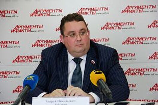 Евгений Стекачёв «потеснил» Андрея Лабыгина на посту вице-спикера Гордумы