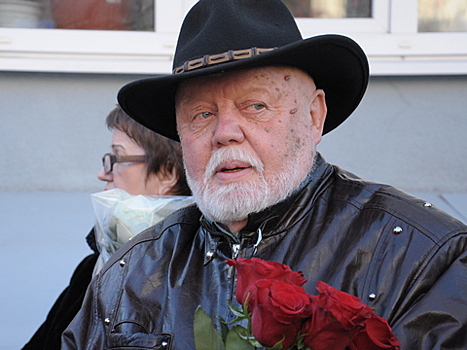 Худрук саратовского театра драмы награжден «за любовь к родной земле»