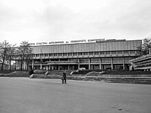 Залы-трансформеры, тематические зоны и советский барельеф: как изменился культурный центр «Москвич»