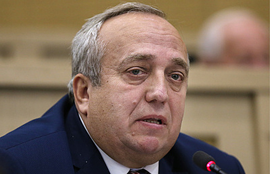 Сенатор Клинцевич назвал обвинения актера Баниониса в сотрудничестве с КГБ мелкой местью