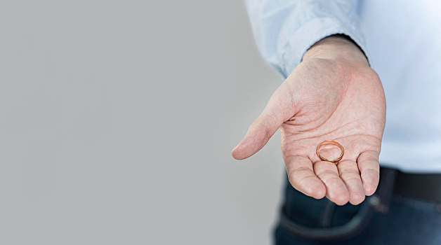 Мигранту не дали завладеть имуществом умершей жены