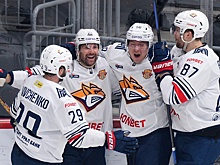 "Металлург" и "Локомотив" одержали победы в чемпионате КХЛ