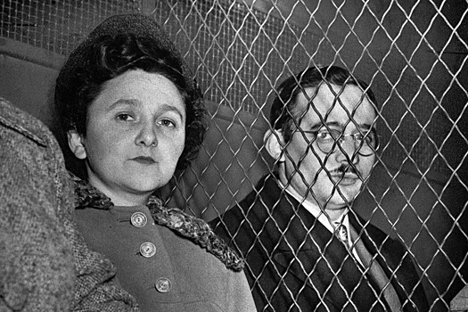 Суд над супругами-шпионами Розенберг начался 73 года назад