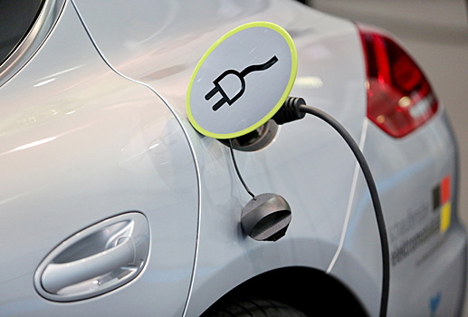 В Китае нашли целые поля фиктивно проданных электрокаров