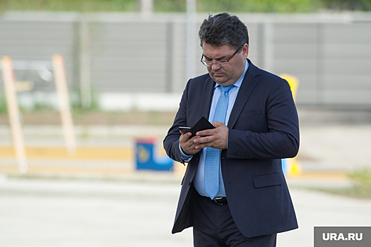 Экс-идеолог Первоуральска интригует против компании Пумпянского. На кону — контроль над городом