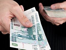Опрос: в каждой второй компании России зарплату повышают только отдельным сотрудникам