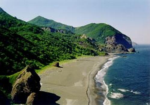 Сахалинские власти принимают меры для обеспечения регулярной транспортной связи между Сахалином и Курильскими островами