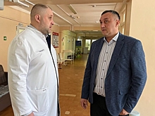Жалобы на проблемы с записью: министр здравоохранения Кузбасса посетил больницы Юрги