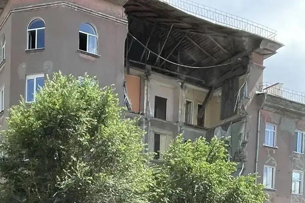 В Саратове рухнул подъезд в пятиэтажном жилом доме