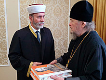 Муфтий Крыма Эмирали Аблаев пожертвовал 1 млн руб. на строительство православного монастыря Лазаря Муромского