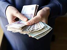 Укрепление рубля перед выходными объяснили