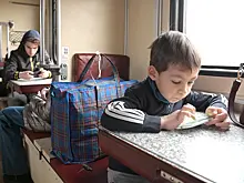 В Госдуме предложили ввести детские вагоны в поездах дальнего следования