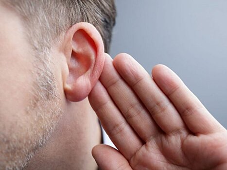 Ученые выяснили, чем лечить возрастную потерю слуха