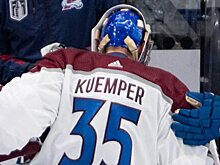 Вратарь «Колорадо» Кюмпер пропустил 5 шайб от «Тампы» и был заменен на 32-й минуте 3-го матча финала