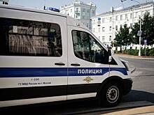 Решивший показать детям интимный пирсинг россиянин ударил ножом их заступника и сбежал