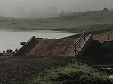 «Мост опять пришёл в негодность!»