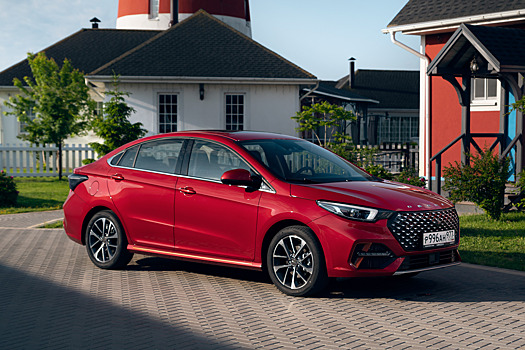 Omoda S5. Седаны еще поборются