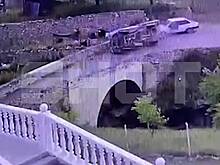 Грузовик с детьми опрокинулся в российском регионе