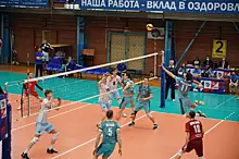 Волейбольная "Нова" проиграла в решающей партии "Нефтянику" из Оренбурга