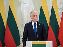 Объяснено отсутствие флага у дома президента Литвы