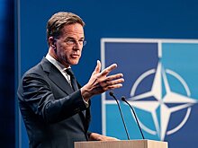 Генсек НАТО назвал несерьезными переговоры с Украиной