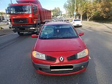За сутки под колеса саратовских машин попали два подростка