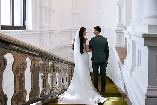 ЗАГСы Москвы совместно с факультетом психологии МГУ им. М.В.Ломоносова запустили опрос пар на тему семейных ценностей