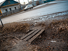 Уснувший в канаве кузбассовец оставил трехлетнего сына ночью одного на улице