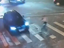 В Подмосковье пешеход с разбега врезался в авто