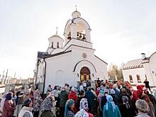 В храме Томинского сельского поселения состоялась первая служба
