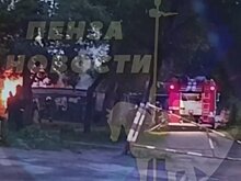 В Сети появились кадры пожара во дворе напротив «Пассажа»