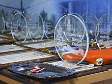 Десятиклассник из школы №1374 в Ярославском получил медаль «За отвагу на пожаре»