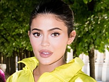 Как ниточки: у Кайли Дженнер сдулись губы