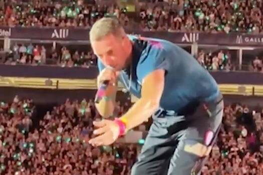 Солист Coldplay спас маленького фаната