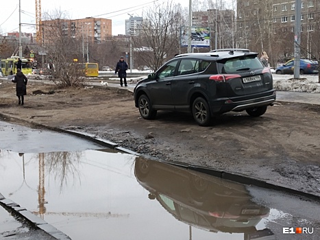 В свердловской ГИБДД предложили создать специальный орган власти, чтобы штрафовать гряземесов