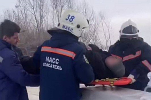 При столкновении двух иномарок в Новосибирске пострадали трое взрослых и младенец