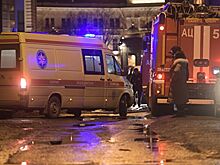 ЧП в Петербурге: на пешехода упал горящий мужчина