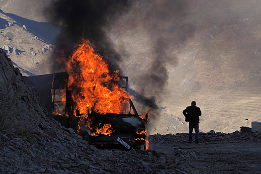 Ключ к Карабаху: почему две страны воюют за город 100 лет?