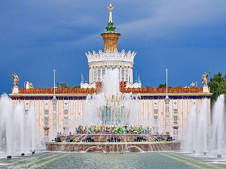 Russpass составил подборку самых красивых фонтанов Москвы