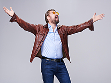 7 звездных фобий: страх застрять в дверях и порезаться бумагой