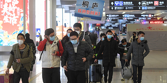 Первый в Китае специальный заказной поезд с трудовыми мигрантами прибыл в Ханчжоу